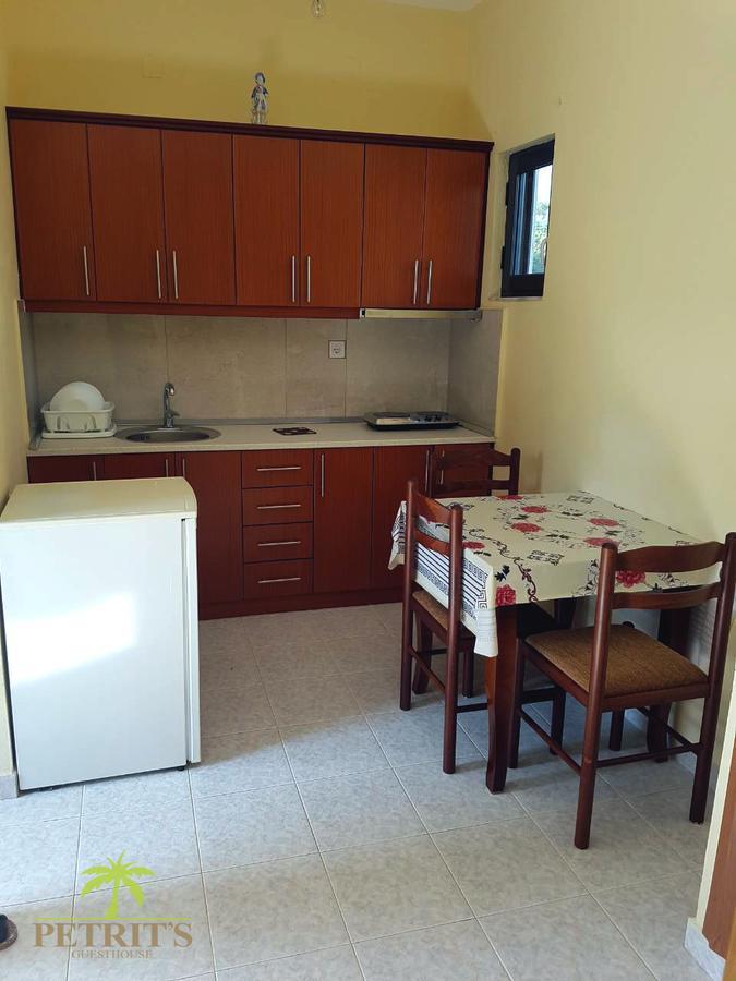 Petrit Guesthouse 사밀 외부 사진