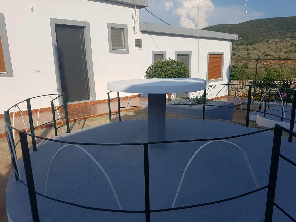 Petrit Guesthouse 사밀 외부 사진